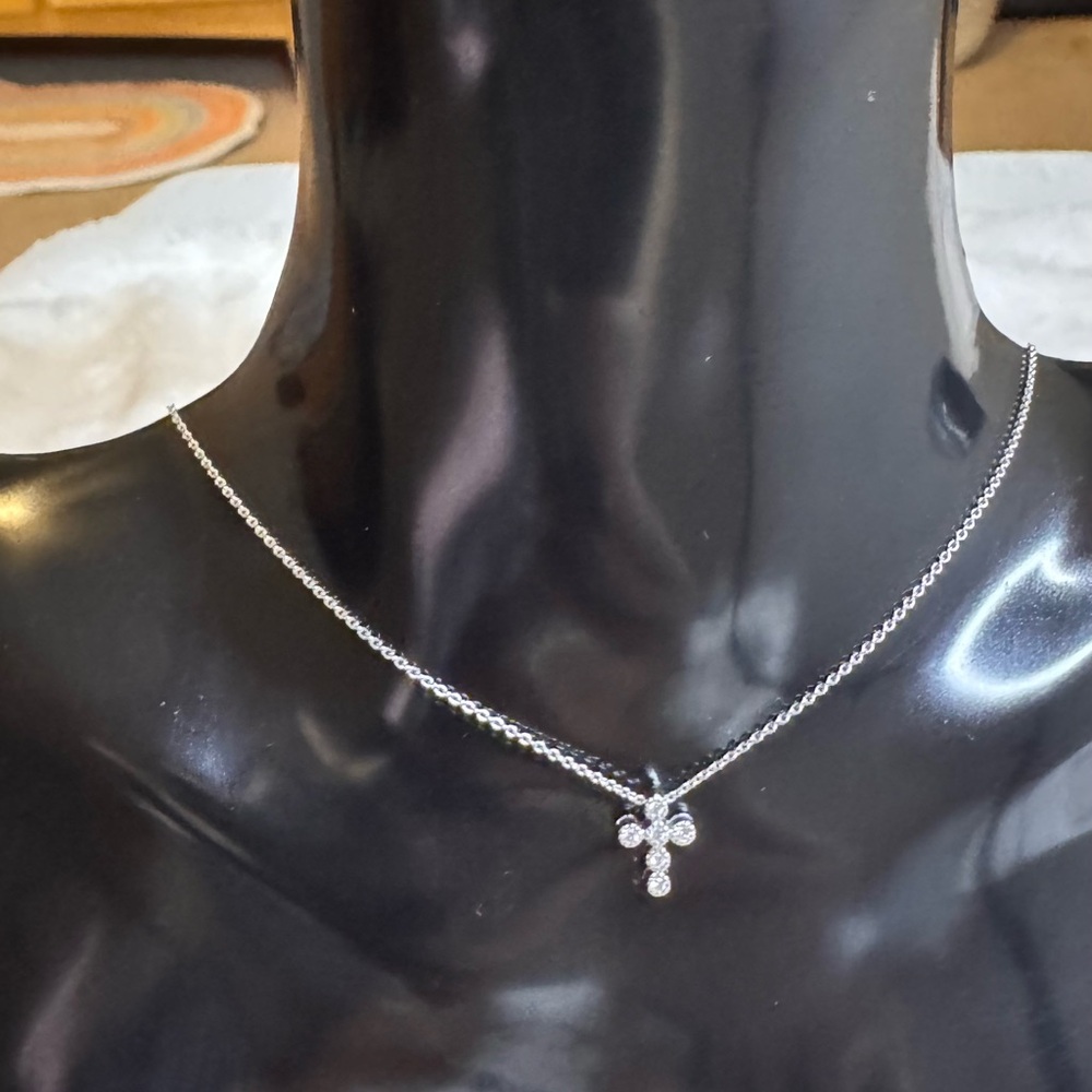 STAR Brand Japan Solid K18 White Gold Necklace NATURAL Diamond Cross Pendant